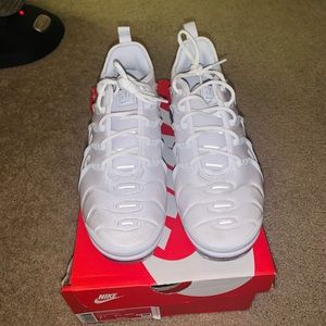 Air Vapormax plus White/platinum